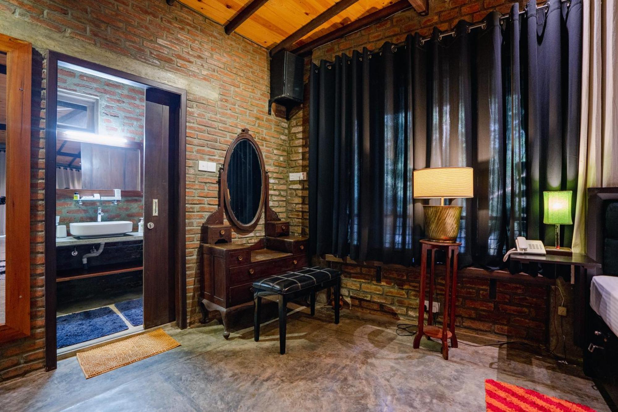 Aayu Hanthana Boutique Hotel Kandy Luaran gambar